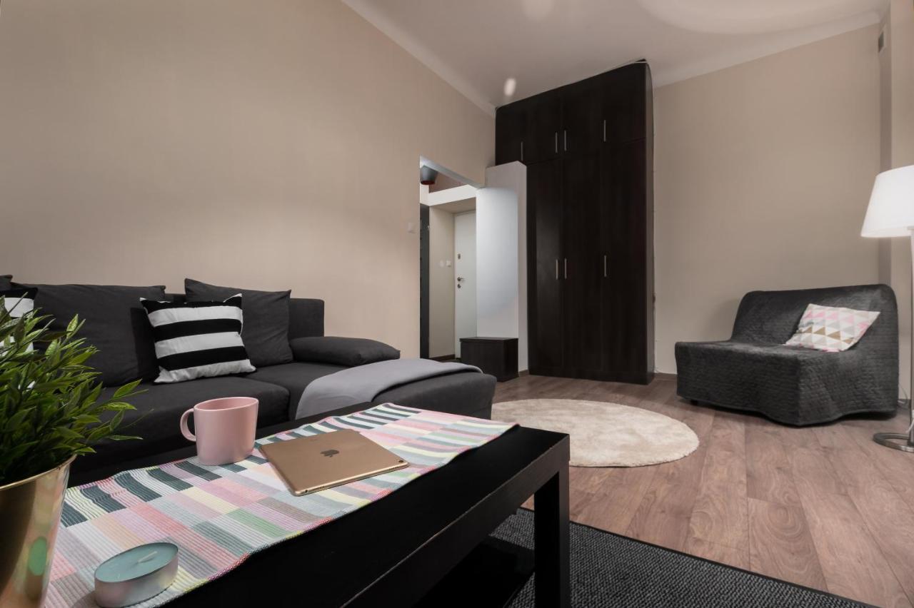 Apartments Madelaine Warsaw By Noclegi Renters ภายนอก รูปภาพ